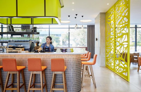 Holiday Inn Express Sydney Macquarie Park, An IHG Hotel - E Caravan Parks 21