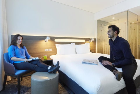 Holiday Inn Express Sydney Macquarie Park, An IHG Hotel - E Caravan Parks 28