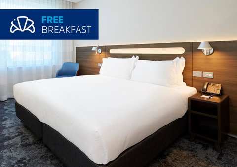 Holiday Inn Express Sydney Macquarie Park, An IHG Hotel - E Caravan Parks 2
