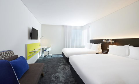 Holiday Inn Express Sydney Macquarie Park, An IHG Hotel - E Caravan Parks 30