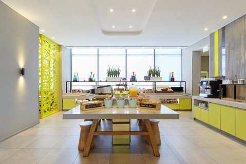 Holiday Inn Express Sydney Macquarie Park, An IHG Hotel - E Caravan Parks 22