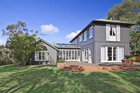Mountainside B & B - E Caravan Parks 11