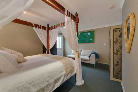 Mountainside B & B - E Caravan Parks 29
