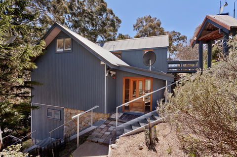 Pure Chalet Thredbo - E Caravan Parks 42