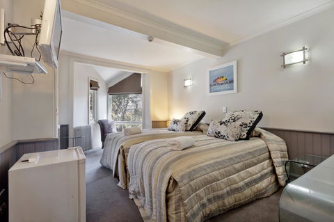 Pure Chalet Thredbo - E Caravan Parks 32