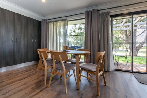 Horizons Retreat & Golf, Villa 133 - E Caravan Parks 4
