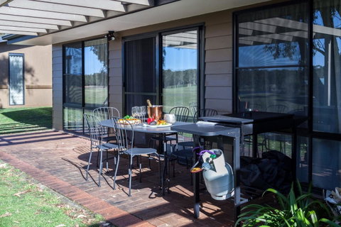 Horizons Retreat & Golf, Villa 133 - E Caravan Parks 16