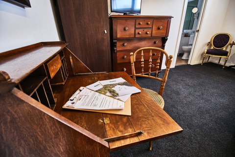 The Bronte Boutique Hotel - E Caravan Parks 32