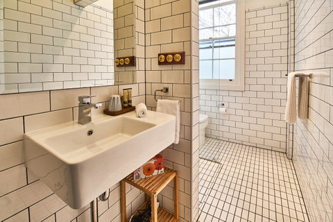 The Bronte Boutique Hotel - E Caravan Parks 38