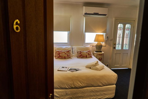 The Bronte Boutique Hotel - E Caravan Parks 12