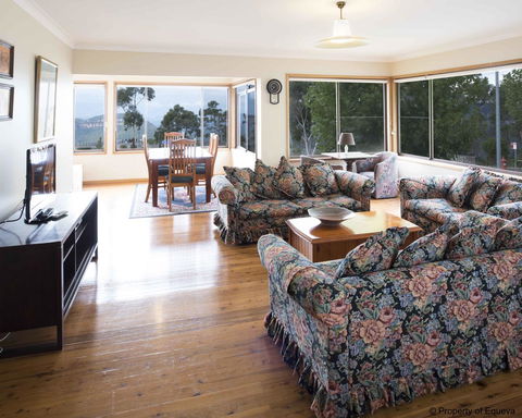 Villa Blue - E Caravan Parks 0