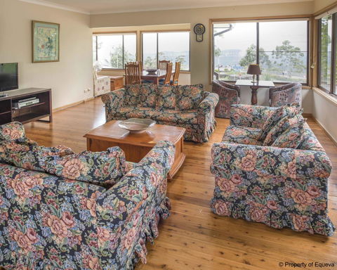 Villa Blue - E Caravan Parks 2