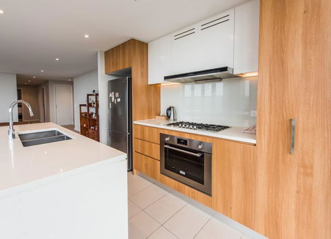 180Â° Water View Three Bedroom (wooden Furniture) - E Caravan Parks 31