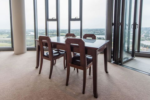 180Â° Water View Three Bedroom (wooden Furniture) - E Caravan Parks 20