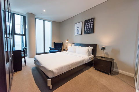 180Â° Water View Three Bedroom (wooden Furniture) - E Caravan Parks 9