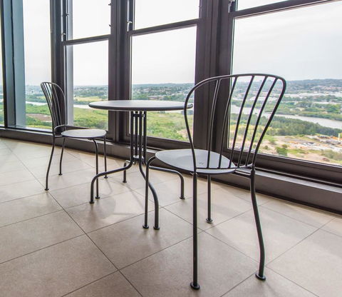 180Â° Water View Three Bedroom (wooden Furniture) - E Caravan Parks 11