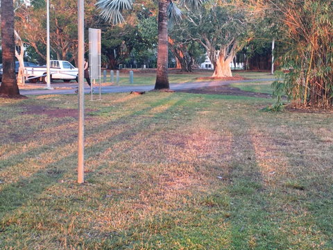 Nightcliff Foreshore Getaway - McKay Gardens - E Caravan Parks 36