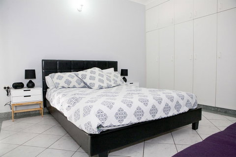Nightcliff Foreshore Getaway - McKay Gardens - E Caravan Parks 10