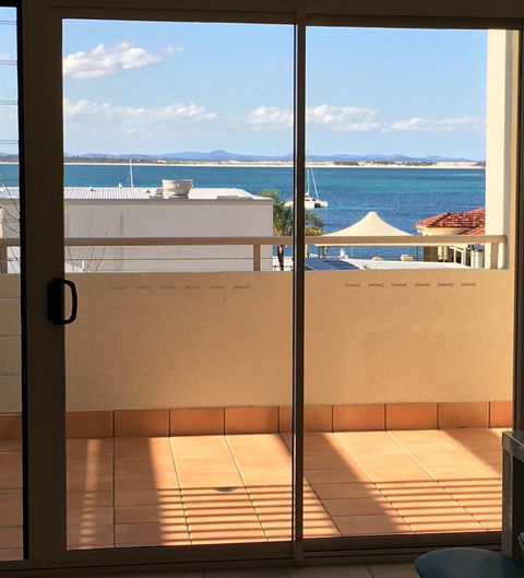 Seaspray Villa 5 - E Caravan Parks 13