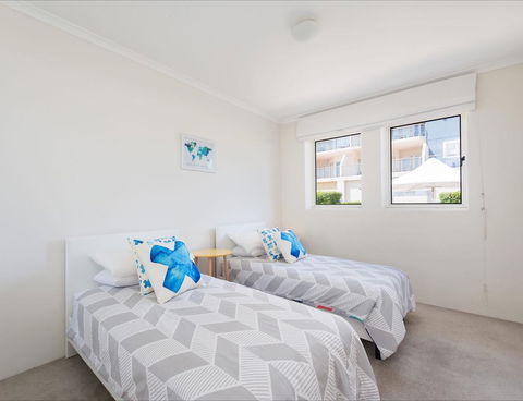 Seaspray Villa 5 - E Caravan Parks 10