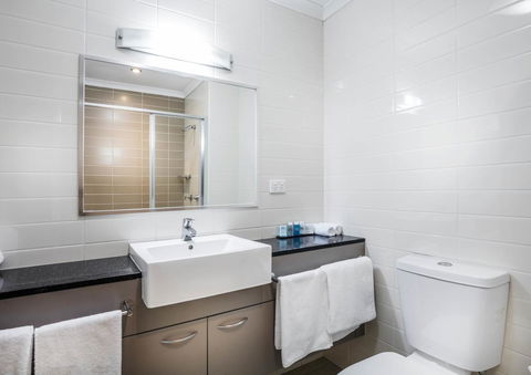 Novotel Darwin Airport - E Caravan Parks 8