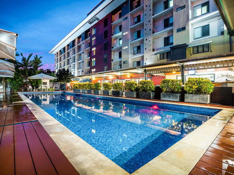 Novotel Darwin Airport - E Caravan Parks 0