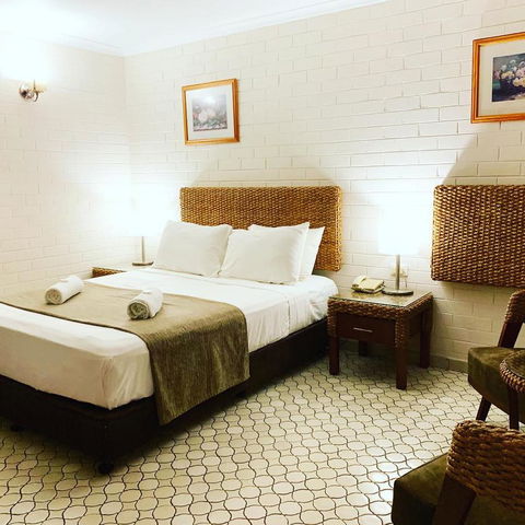 Pine Tree Motel - E Caravan Parks 25