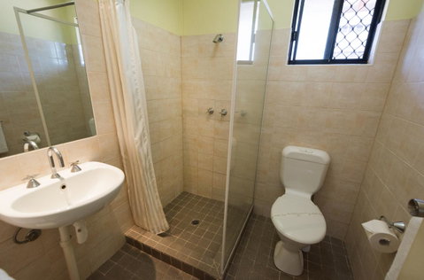 Palms City Resort - E Caravan Parks 34