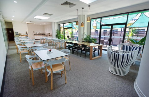 Palms City Resort - E Caravan Parks 24