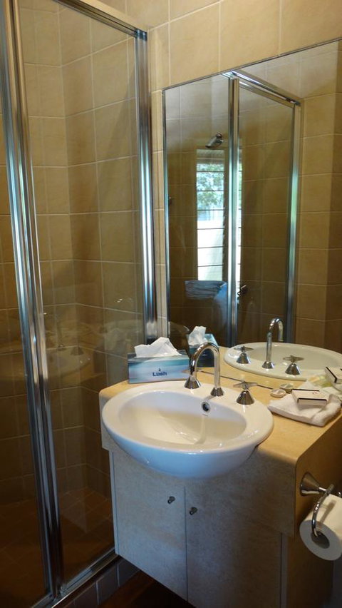 Palms City Resort - E Caravan Parks 17