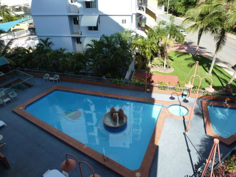 Cullen Bay Resorts - E Caravan Parks 13