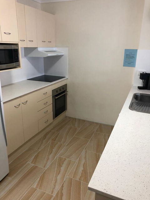 Beaches Serviced Apartments - E Caravan Parks 11