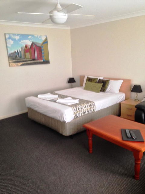 Beaches Serviced Apartments - E Caravan Parks 36
