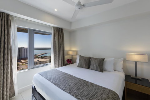 Oaks Darwin Elan Hotel - E Caravan Parks 19