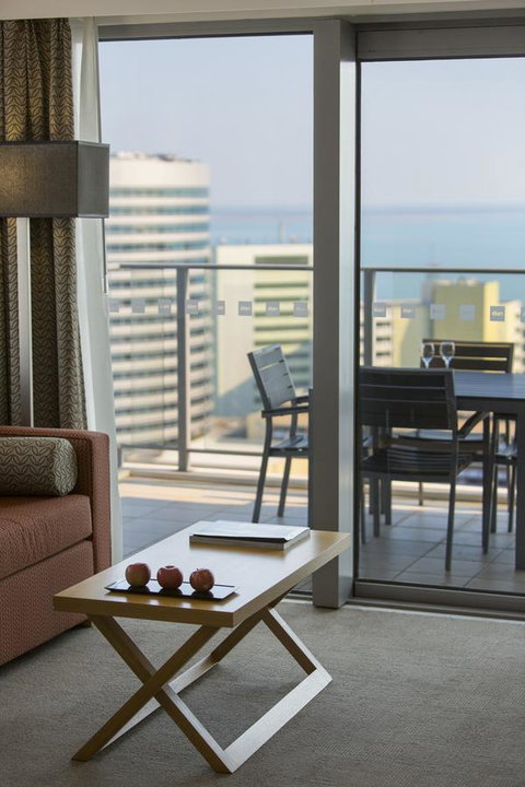 Oaks Darwin Elan Hotel - E Caravan Parks 14