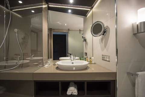 Hilton Darwin - E Caravan Parks 24