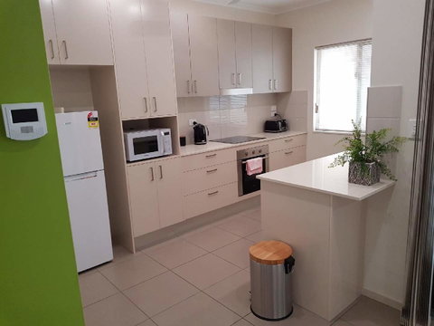 Darwin-Ocean Views, Tropical Getaway, Pool & Aircon - E Caravan Parks 8