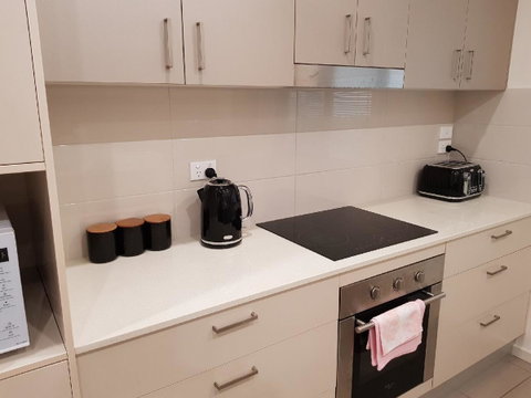 Darwin-Ocean Views, Tropical Getaway, Pool & Aircon - E Caravan Parks 9