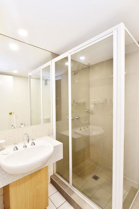 Mercure Alice Springs Resort - E Caravan Parks 28