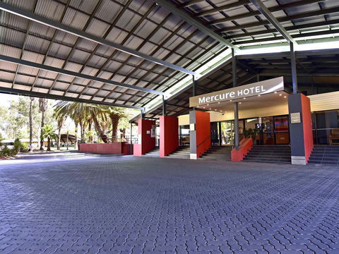 Mercure Alice Springs Resort - E Caravan Parks 3
