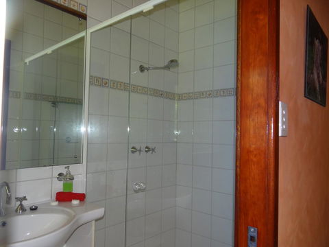 DARWIN'S SHADY ACRES RETREAT - E Caravan Parks 40