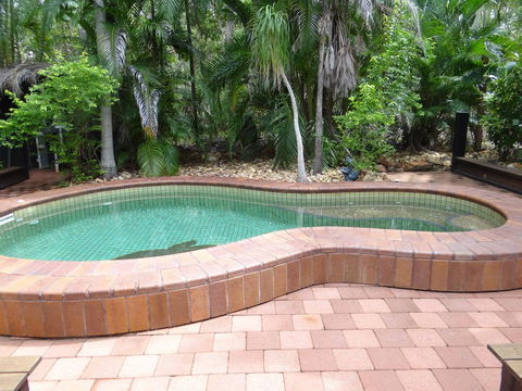 DARWIN'S SHADY ACRES RETREAT - E Caravan Parks 14