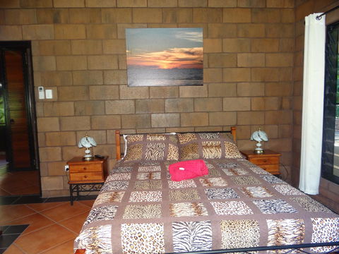 DARWIN'S SHADY ACRES RETREAT - E Caravan Parks 37