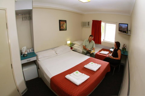 Value Inn - E Caravan Parks 8