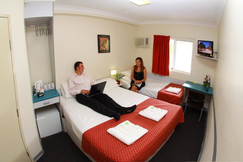 Value Inn - E Caravan Parks 12