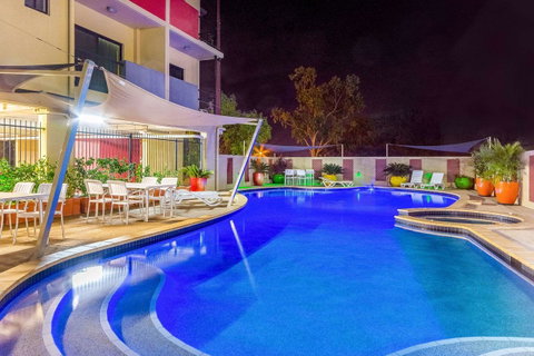 Quality Hotel Darwin Airport - E Caravan Parks 7