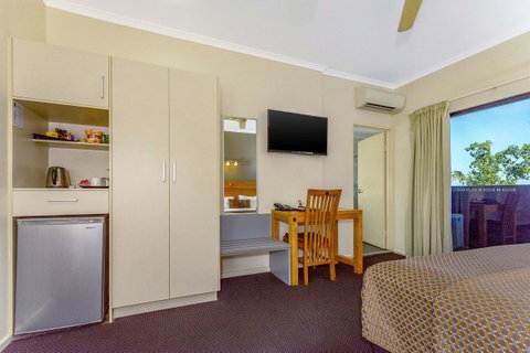 Quality Hotel Darwin Airport - E Caravan Parks 4