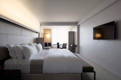 Hotel Realm - E Caravan Parks 0