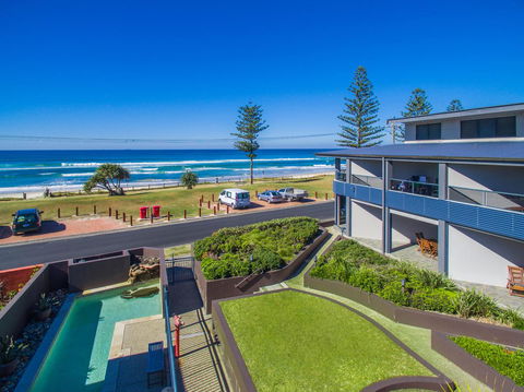 Lennox Holiday Apartments - E Caravan Parks 10