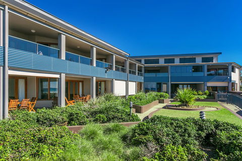 Lennox Holiday Apartments - E Caravan Parks 38